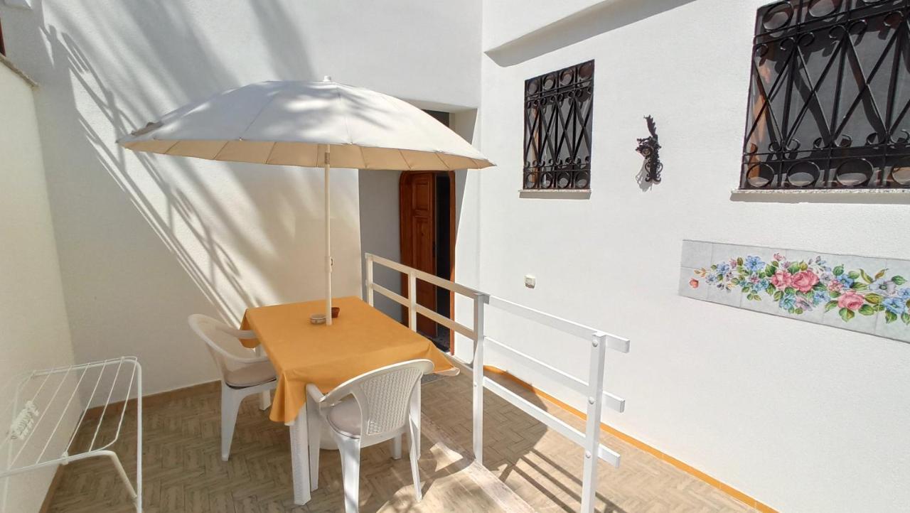 Villa Mary - Apartments Trani Εξωτερικό φωτογραφία